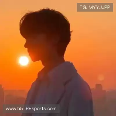 屈融健